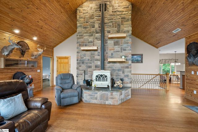 4251 Highway 11, Pickens, SC 29671