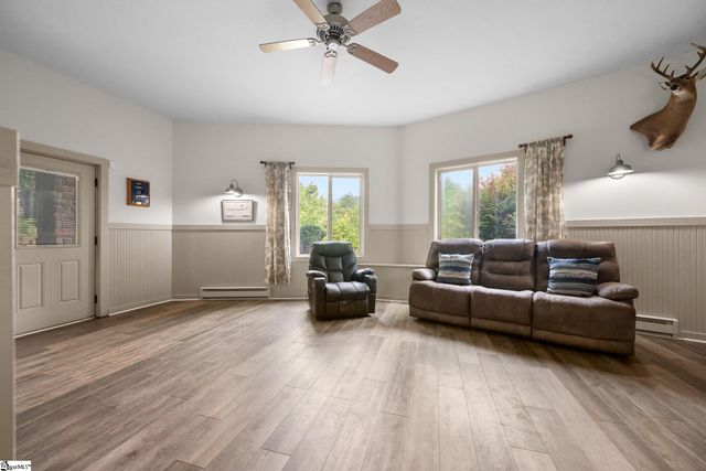 4251 Highway 11, Pickens, SC 29671