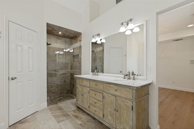 3204 Channing Lane, Bedford, TX 76021