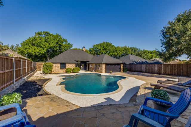 3204 Channing Lane, Bedford, TX 76021