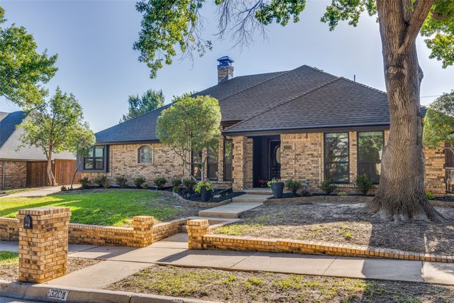 3204 Channing Lane, Bedford, TX 76021