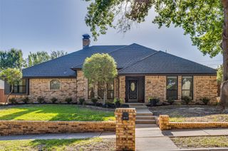 3204 Channing Lane, Bedford, TX 76021