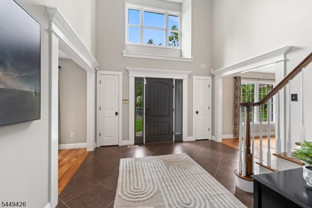 1 Layton Ct, Hillsborough Twp., NJ 08844