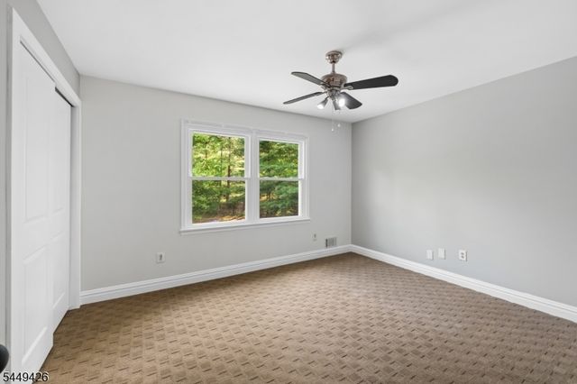 1 Layton Ct, Hillsborough Twp., NJ 08844