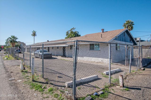 2242 E TAYLOR Street, Phoenix, AZ 85006