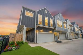 5221 Hillman Street A, Houston, TX 77023