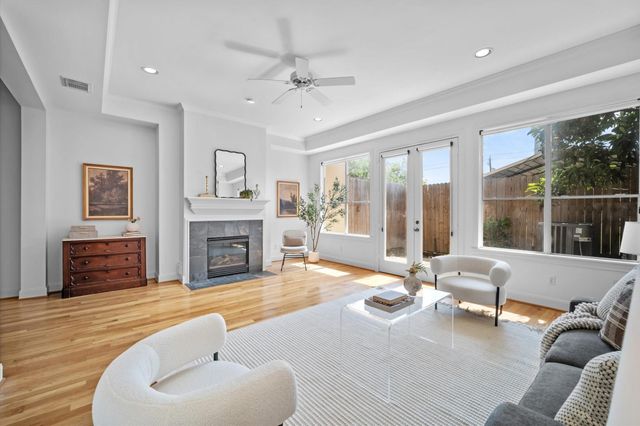 2417 Park Street, Houston, TX 77019