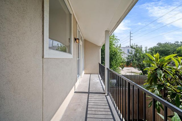 2417 Park Street, Houston, TX 77019