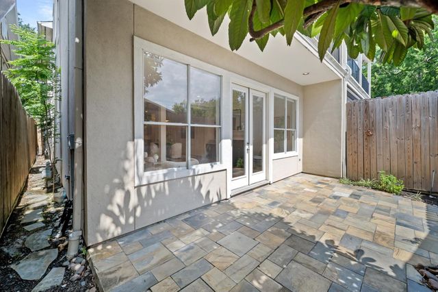 2417 Park Street, Houston, TX 77019