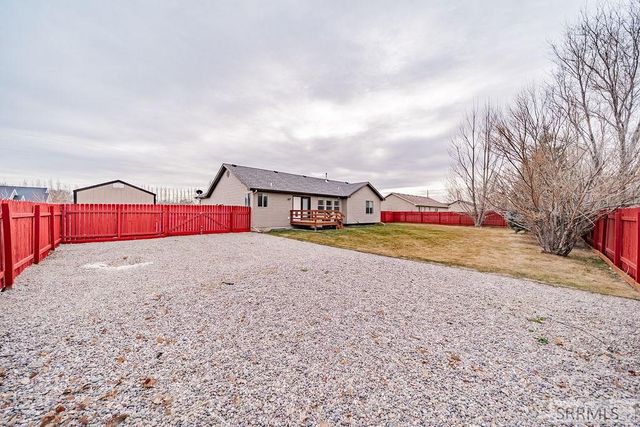 2185 Lawrence Lane, Blackfoot, ID 83221