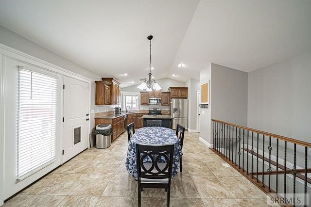 2185 Lawrence Lane, Blackfoot, ID 83221