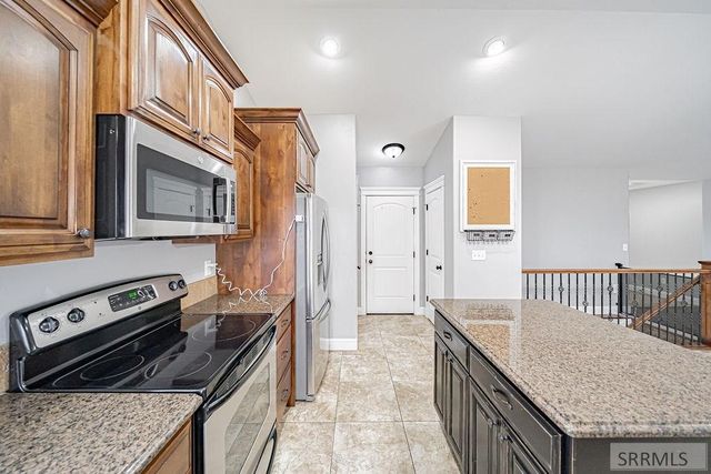 2185 Lawrence Lane, Blackfoot, ID 83221