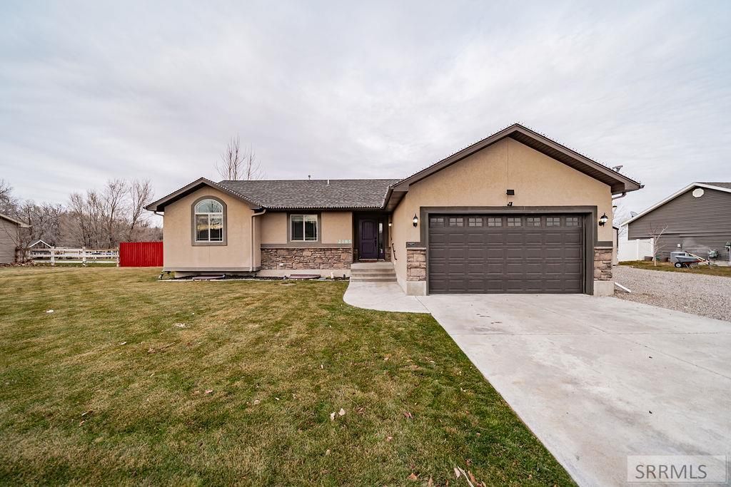 2185 Lawrence Lane, Blackfoot, ID 83221