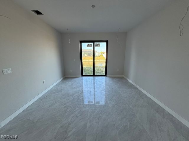 2116 SW 15th AVE, Cape Coral, FL 33991