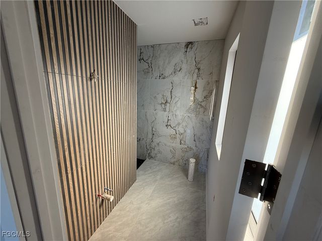 2116 SW 15th AVE, Cape Coral, FL 33991