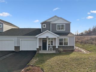 2219 Lebanon Dr, Elizabeth Twp/boro, PA 15135