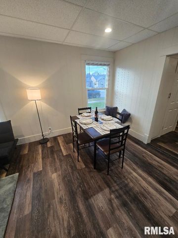 418 19TH Avenue N, Clinton, IA 52732