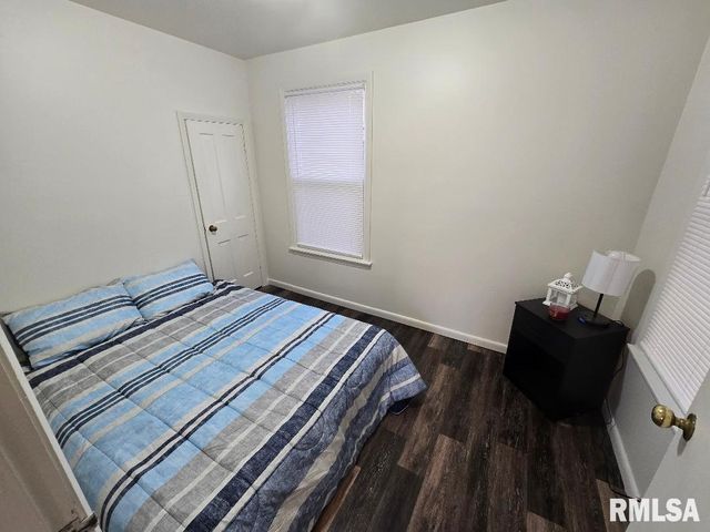 418 19TH Avenue N, Clinton, IA 52732