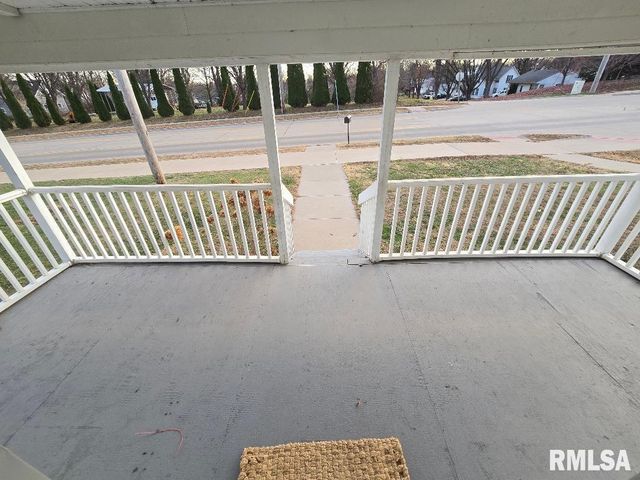 418 19TH Avenue N, Clinton, IA 52732