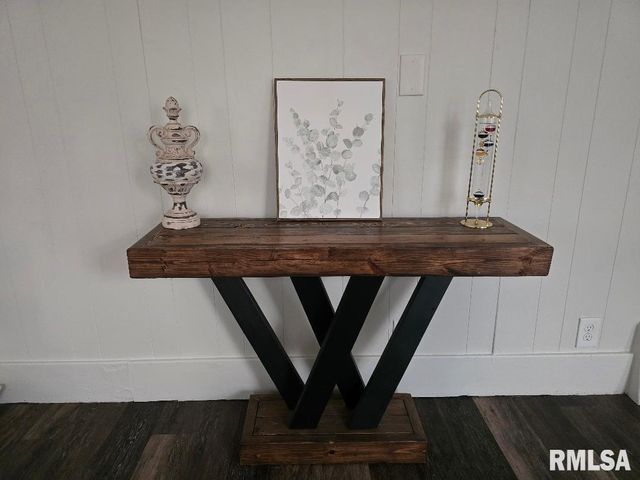 418 19TH Avenue N, Clinton, IA 52732