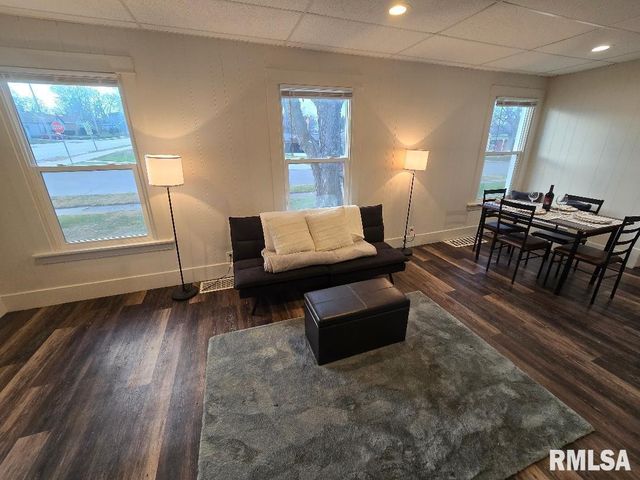 418 19TH Avenue N, Clinton, IA 52732