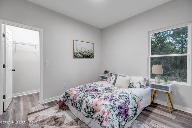 34 DELMONTE Street, Baldwin, FL 32234