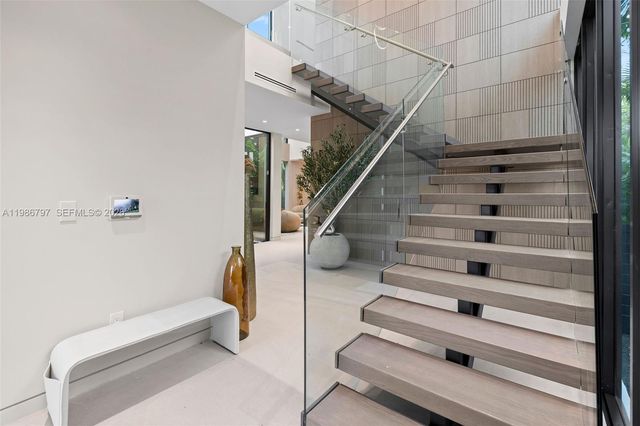 4534 Sheridan Avenue, Miami Beach, FL 33140