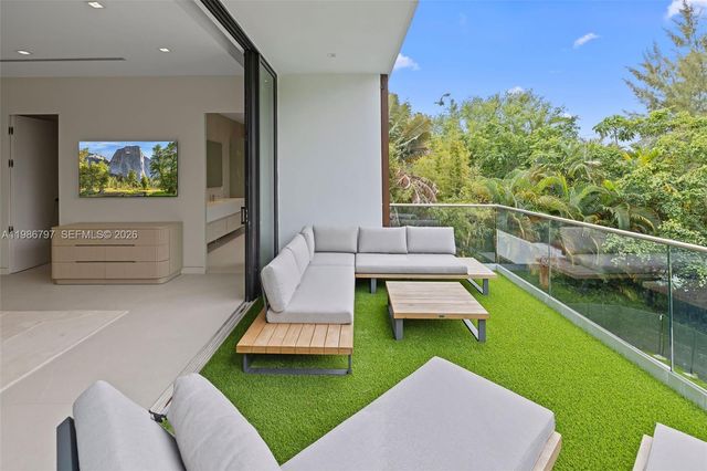 4534 Sheridan Avenue, Miami Beach, FL 33140