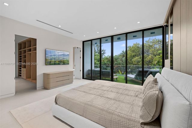 4534 Sheridan Avenue, Miami Beach, FL 33140