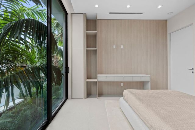 4534 Sheridan Avenue, Miami Beach, FL 33140