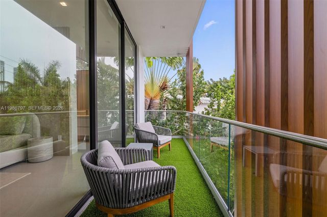 4534 Sheridan Avenue, Miami Beach, FL 33140