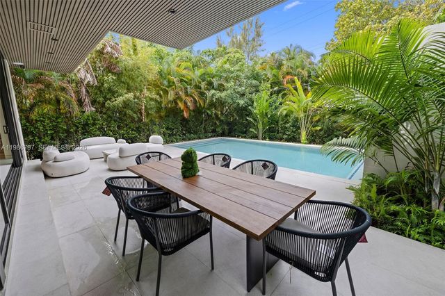 4534 Sheridan Avenue, Miami Beach, FL 33140