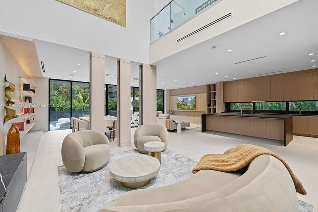 4534 Sheridan Avenue, Miami Beach, FL 33140