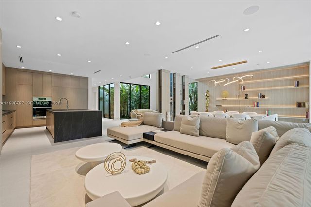4534 Sheridan Avenue, Miami Beach, FL 33140