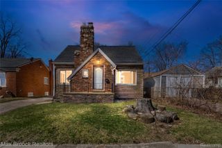 169 Dwight Avenue, Pontiac, MI 48341