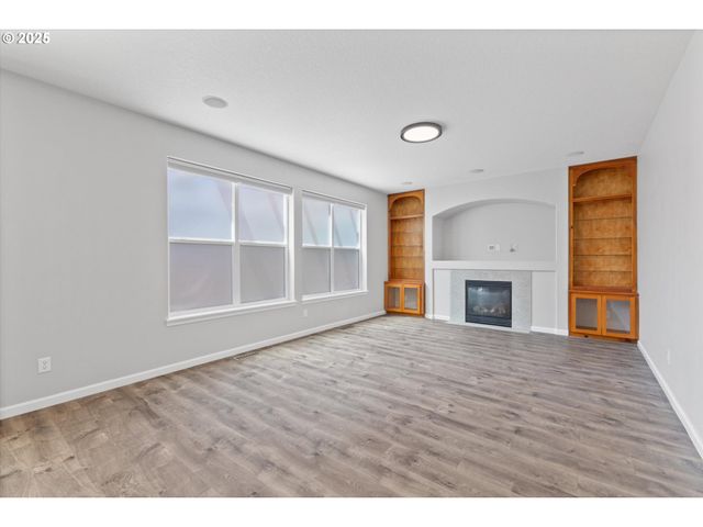 12800 JOYS Dr, Oregon City, OR 97045