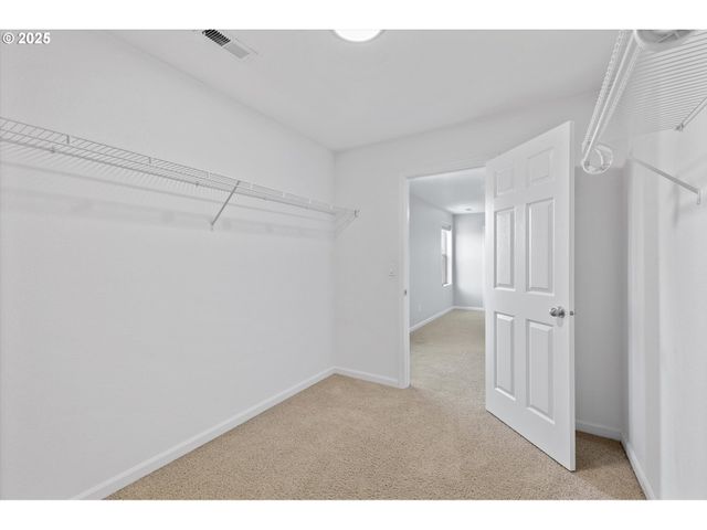 12800 JOYS Dr, Oregon City, OR 97045