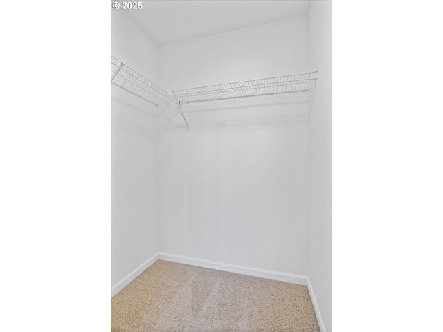 12800 JOYS Dr, Oregon City, OR 97045