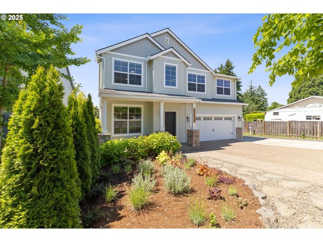 12800 JOYS Dr, Oregon City, OR 97045