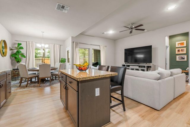 517 Chickasaw Drive, Montgomery, TX 77316