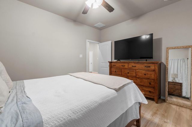 517 Chickasaw Drive, Montgomery, TX 77316