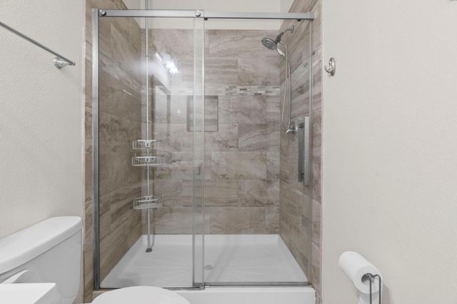 517 Chickasaw Drive, Montgomery, TX 77316