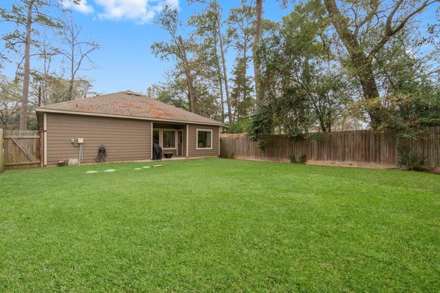 517 Chickasaw Drive, Montgomery, TX 77316