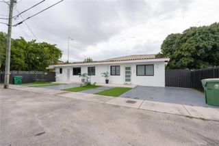 2840-2842 NW 13th St, Miami, FL 33125