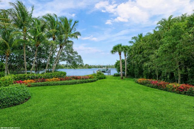 12025 SE Laurel Lane, Hobe Sound, FL 33455