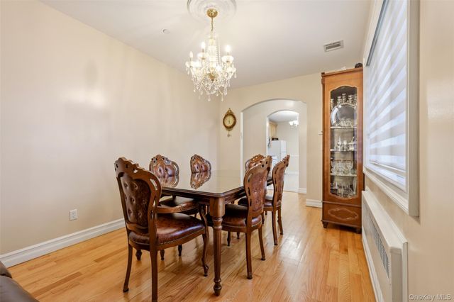 23 Calvert Drive 111, Monsey, NY 10952