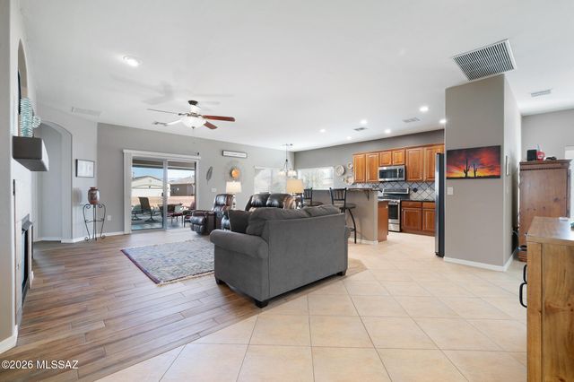 2317 S Via Anzavita, Green Valley, AZ 85614