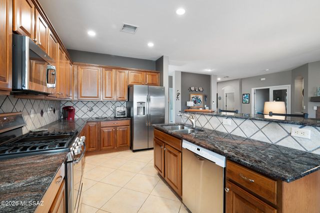 2317 S Via Anzavita, Green Valley, AZ 85614