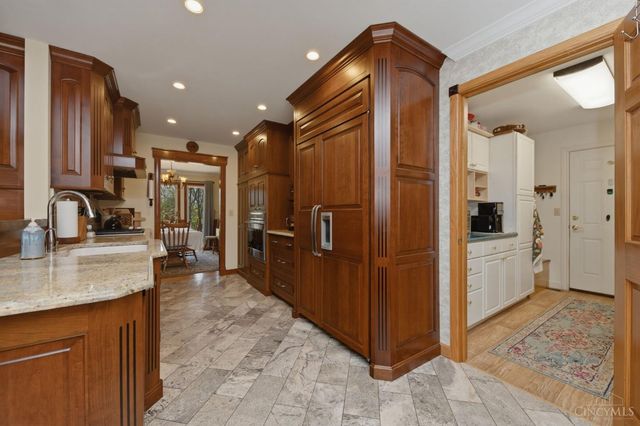 526 W Osborne Street, Bethel, OH 45106