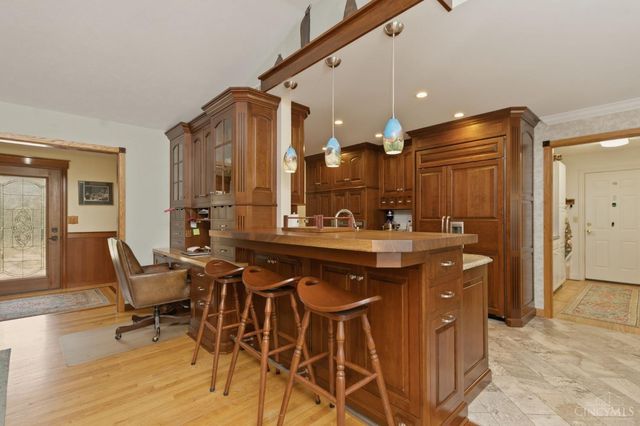 526 W Osborne Street, Bethel, OH 45106